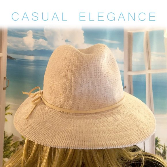 Super soft taupe fedora style hat with band and bow warm for fall OS - Picture 6 of 6